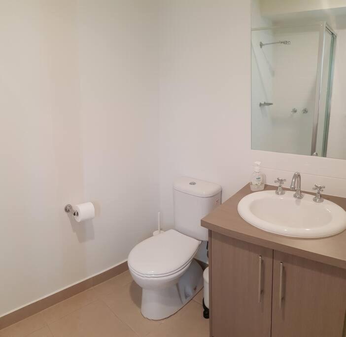 Venus Haven - Beach 1, Linen, Wifi, Netflix Venus Bay Dış mekan fotoğraf